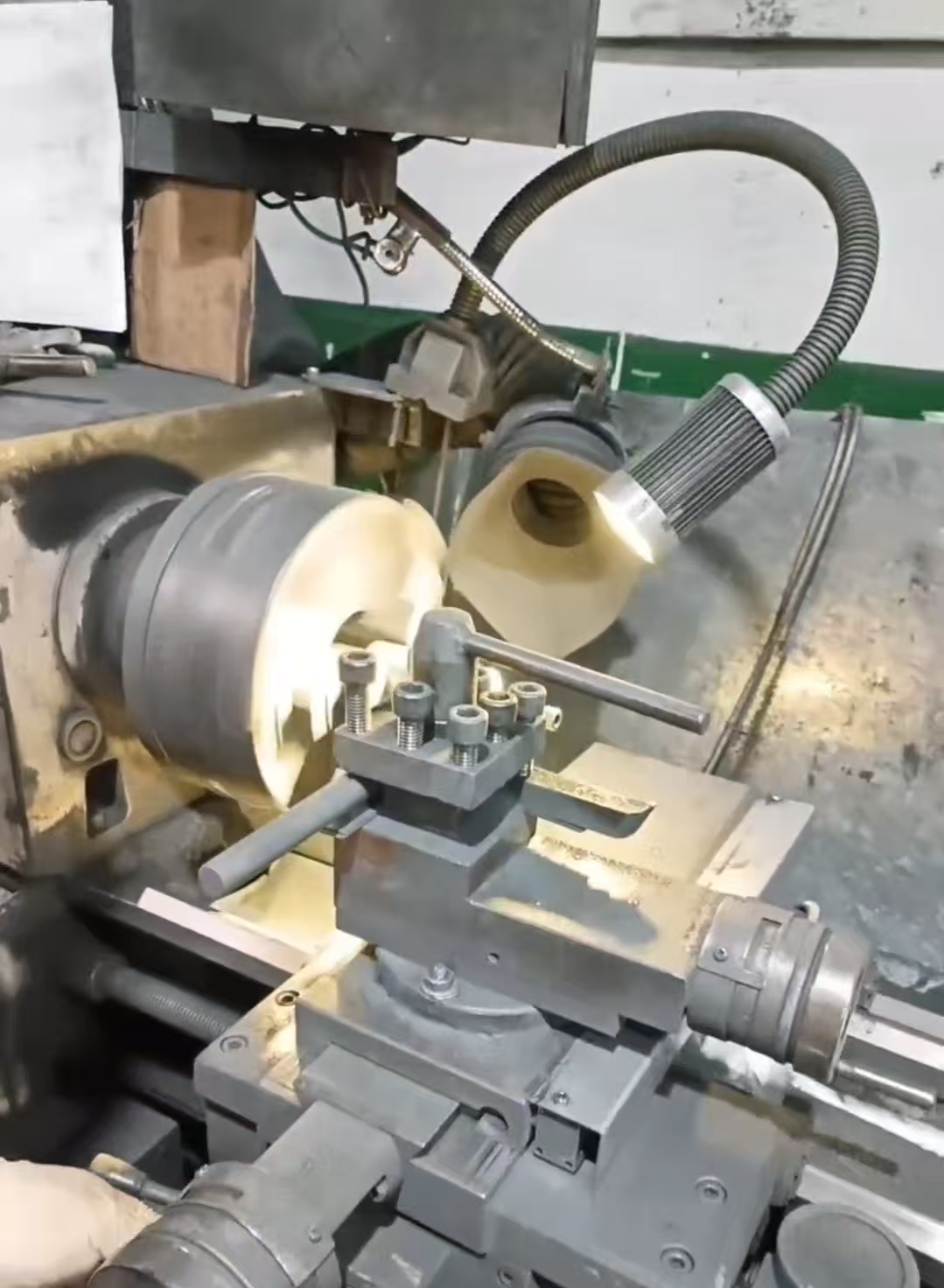 7528b739f82f424537eb9b3377f8ae64